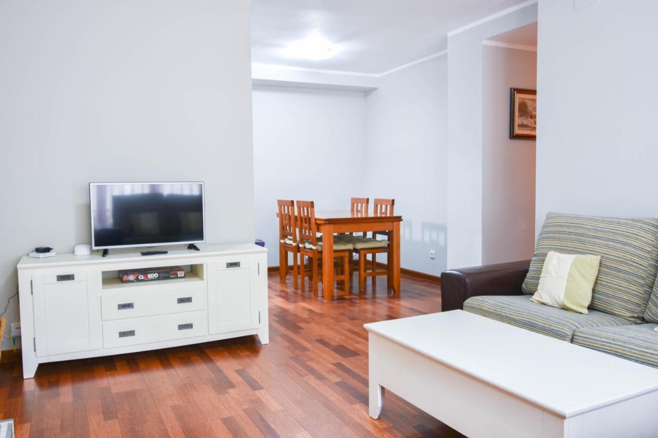 Raval - L'amfitriona Apartment